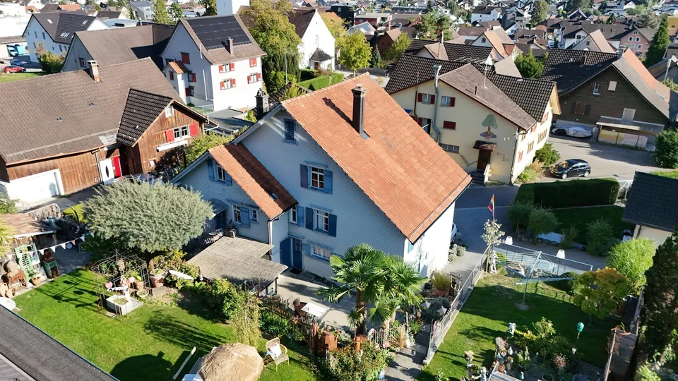 Zweifamilienhaus in Rebstein zu verkaufen! – Foto 2 von 16