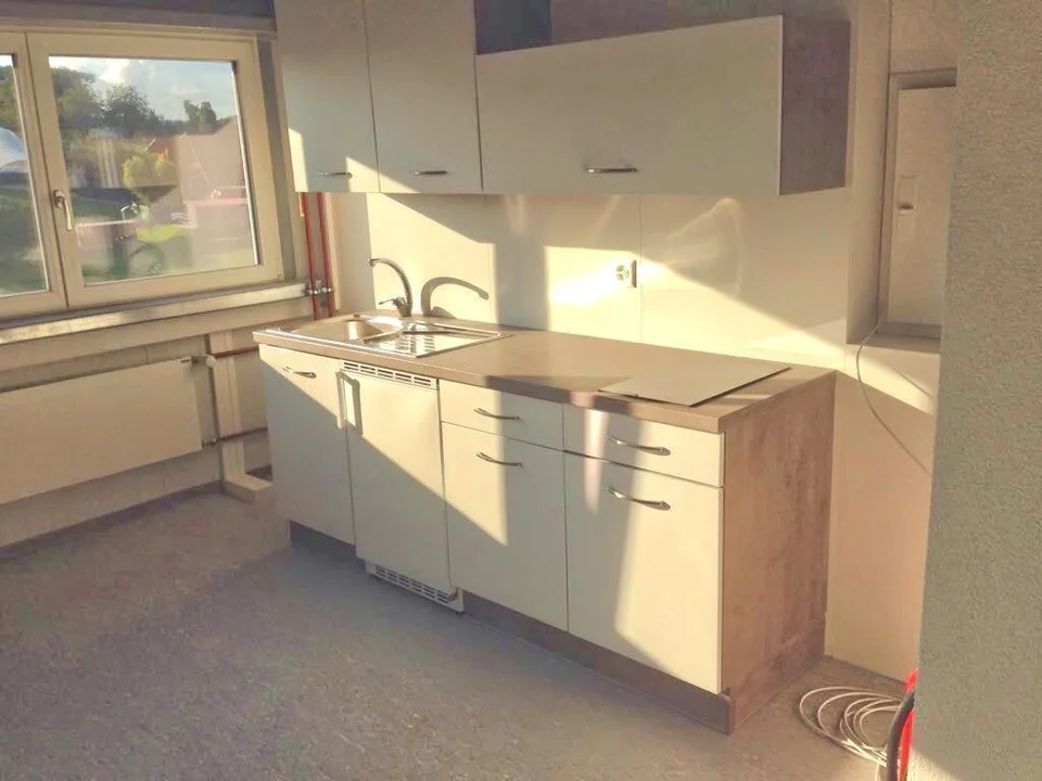 klimatisiertes Gewerbe/Büro/Atelier - 70m2 in Weggis [DG-G1] – photo 6 of 7