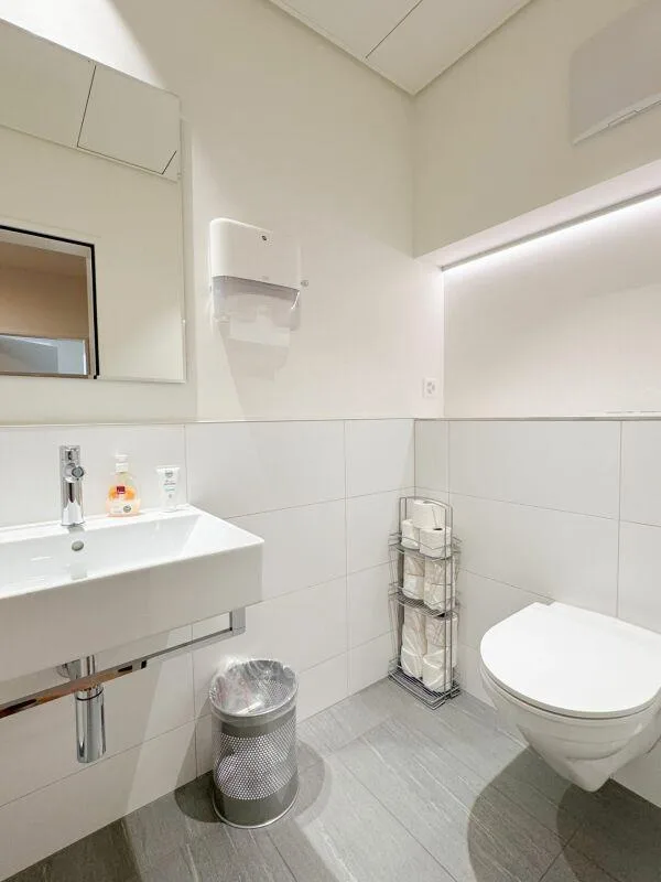 Zentrale Büroräumlichkeit im Herzen der Luzerner Neustadt – Foto 5 von 7