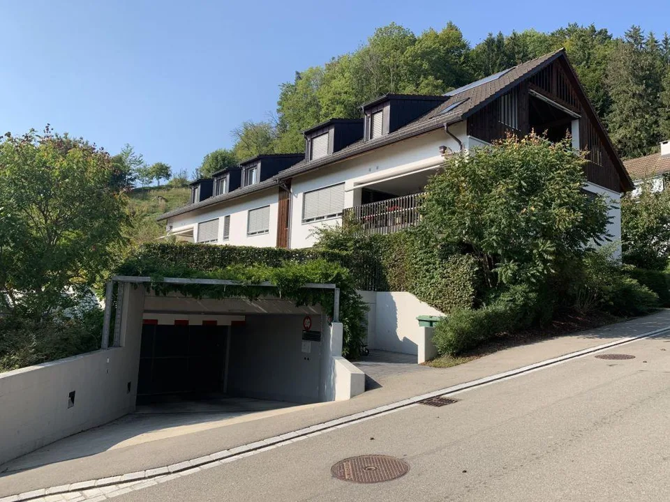 Dachwohnung am Südhang mit Weitblick – Foto 2 von 14