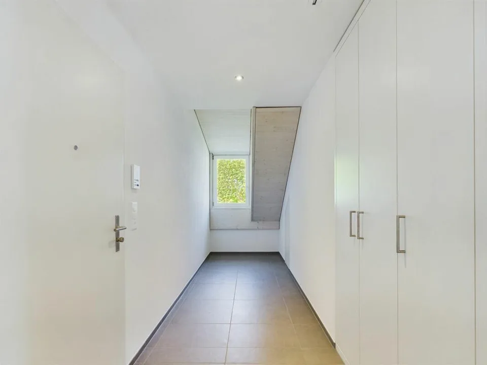 Dachwohnung am Südhang mit Weitblick – Foto 10 von 14