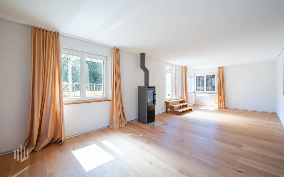 ImmoWyss - Gepflegtes 3-Familienhaus mit Werkstatt und Nebenräumen – photo 6 of 13