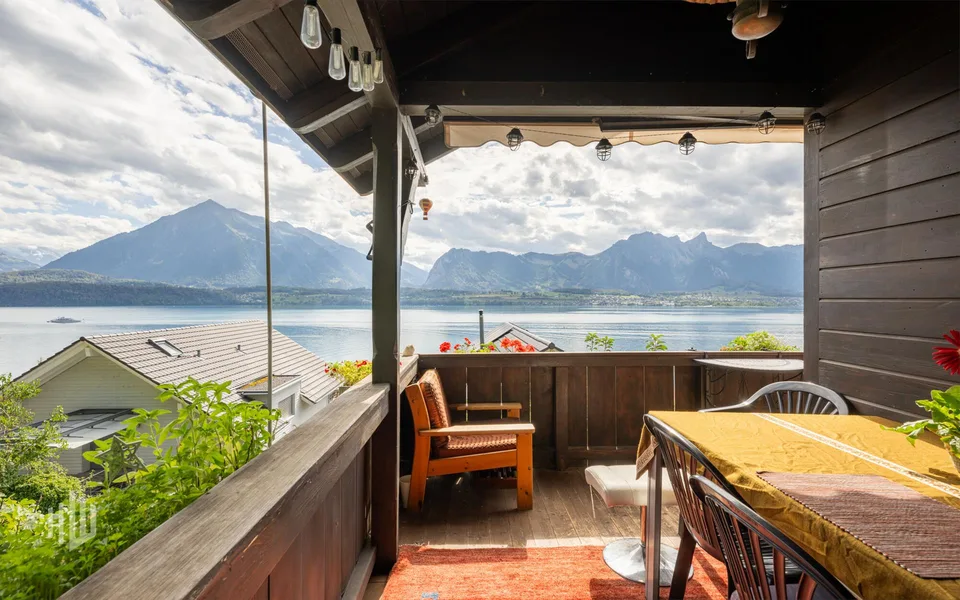 ImmoWyss - Chalet mit Einliegerwohnung an aussichtsreicher Lage – Foto 7 von 13