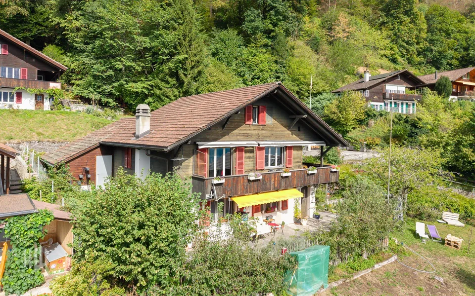 ImmoWyss - Chalet mit Einliegerwohnung an aussichtsreicher Lage – Foto 10 von 13