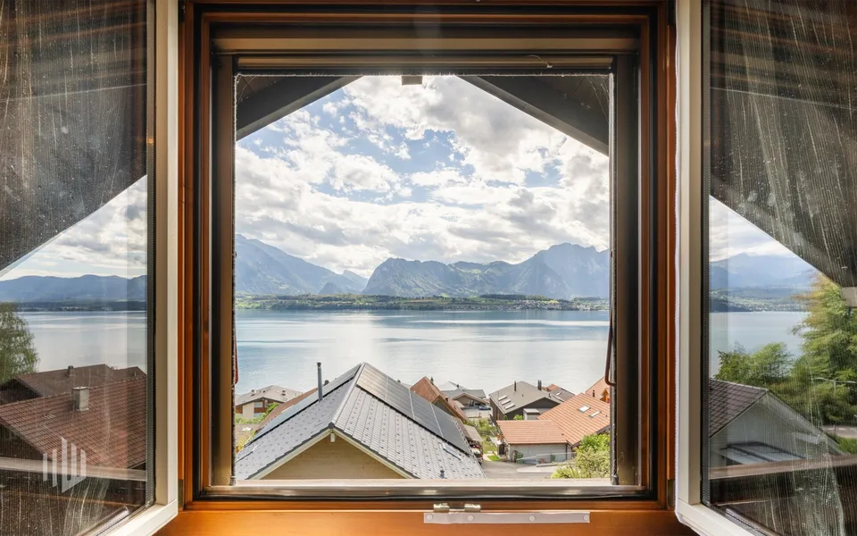 ImmoWyss - Chalet mit Einliegerwohnung an aussichtsreicher Lage – Foto 6 von 13