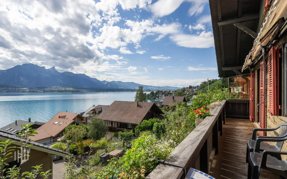 ImmoWyss - Chalet mit Einliegerwohnung an aussichtsreicher Lage – Foto 9 von 13