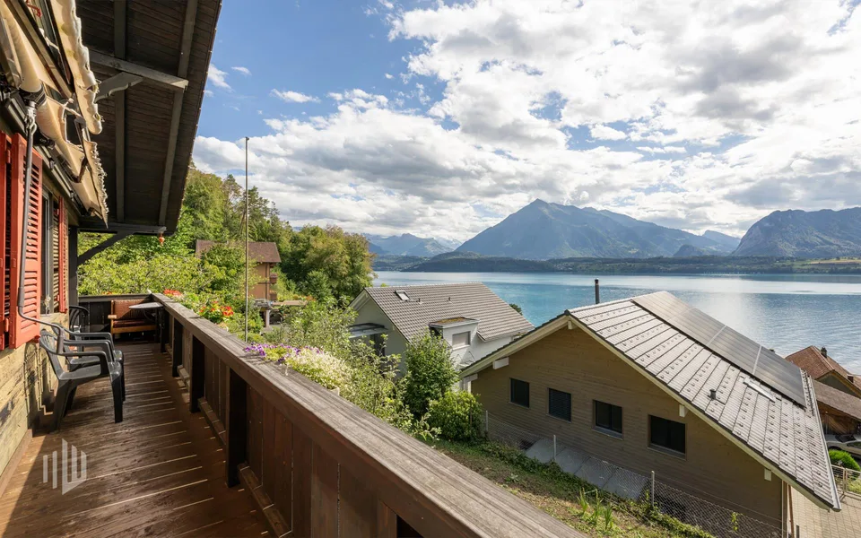 ImmoWyss - Chalet mit Einliegerwohnung an aussichtsreicher Lage – Foto 8 von 13