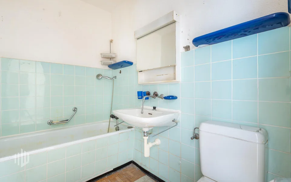 ImmoWyss - 2,5-Zimmer-Wohnung mit Potenzial und Aussenparkplatz – foto 8 di 11