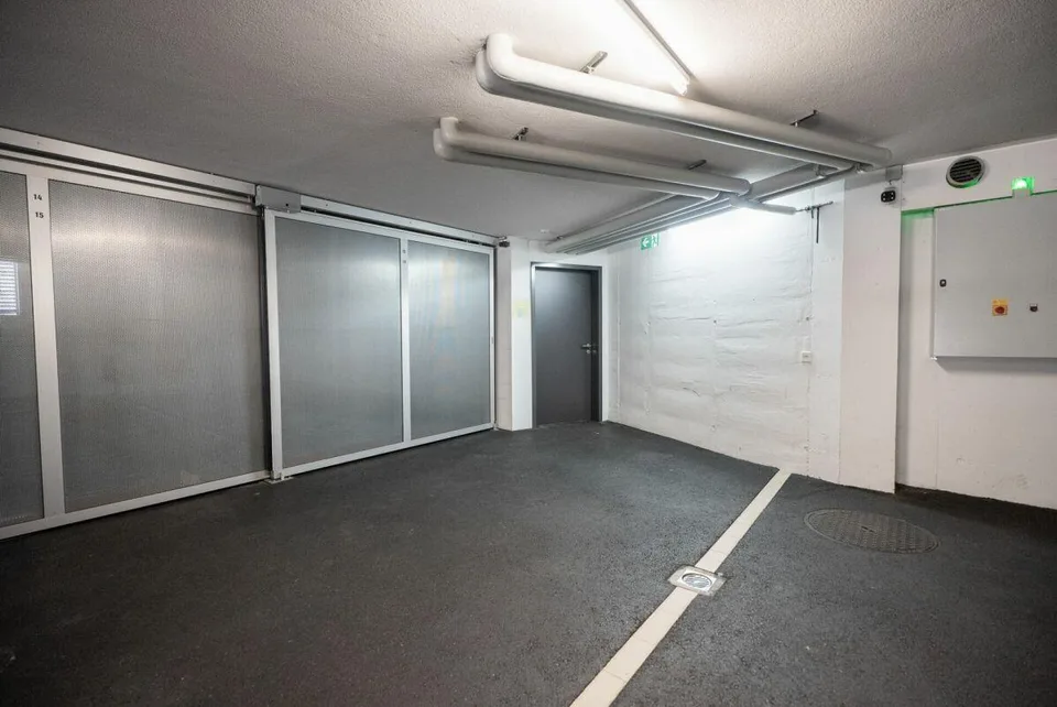 Wir verkaufen in Monte Carasso eine schöne 4,5-Zimmer-Wohnung, umge... – Foto 17 von 17