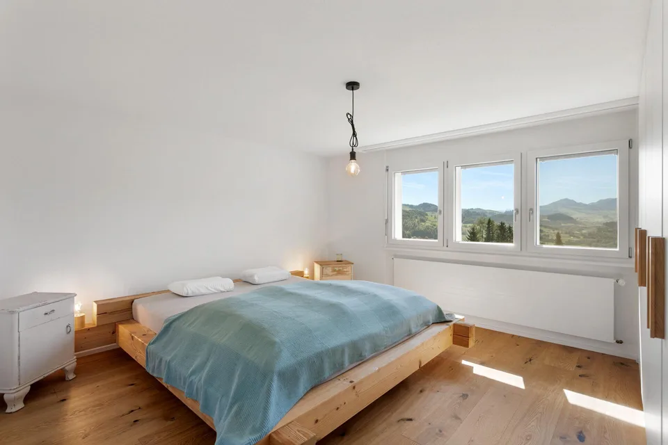 4.5-Zimmer-Wohnung mit traumhaftem Weitblick – Foto 8 von 15