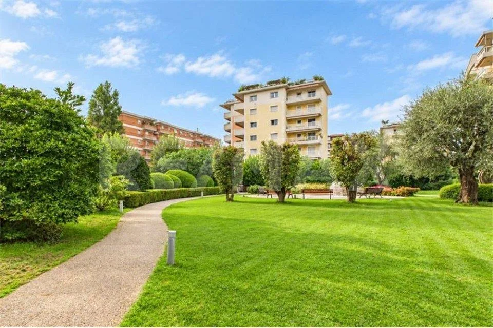 Luminoso appartamento di 3½ locali con balcone vicino alla città – photo 13 sur 13