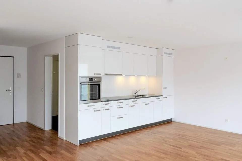 Moderne & helle Wohnung im Stämpfliareal – Foto 2 von 6