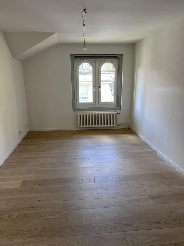 6-Zimmer Dachwohnung – Foto 11 von 15