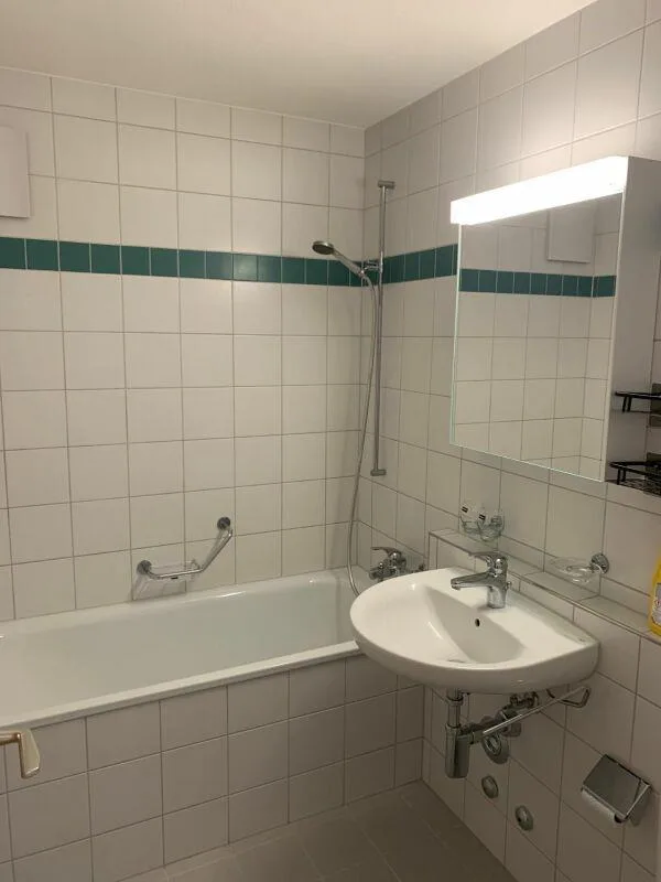 Grosszügige 3.5 Zimmerwohnung – foto 3 di 8