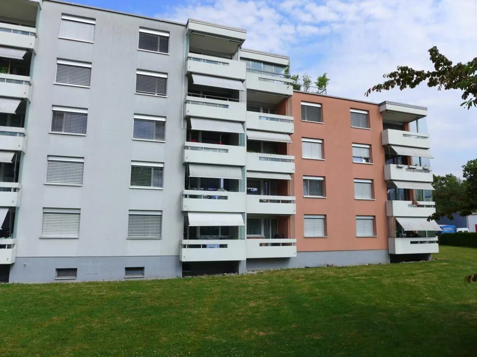 Grosszügige 3.5 Zimmerwohnung – foto 6 di 8