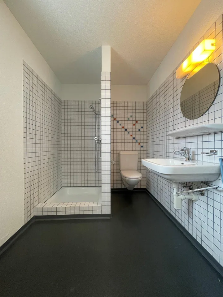 Gemütliche 5.5-Zi-Maisonette-Whg mit Cheminée und Waschturm! – Foto 6 von 13