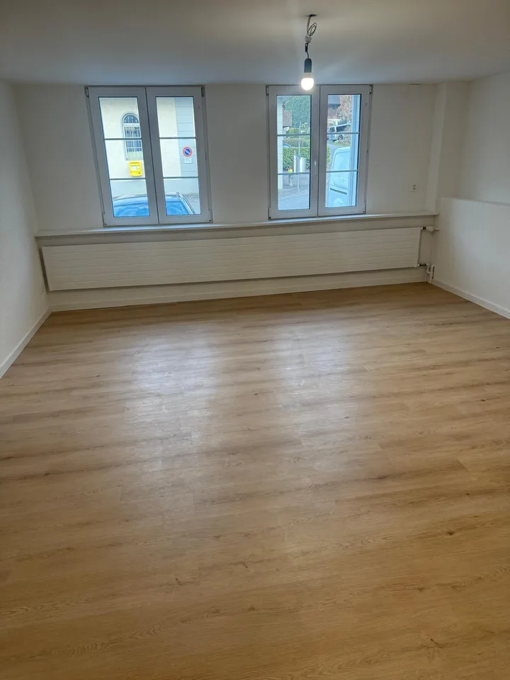 Moderne 3.5-Zimmer-Wohnung in Rothenhausen – foto 4 di 15