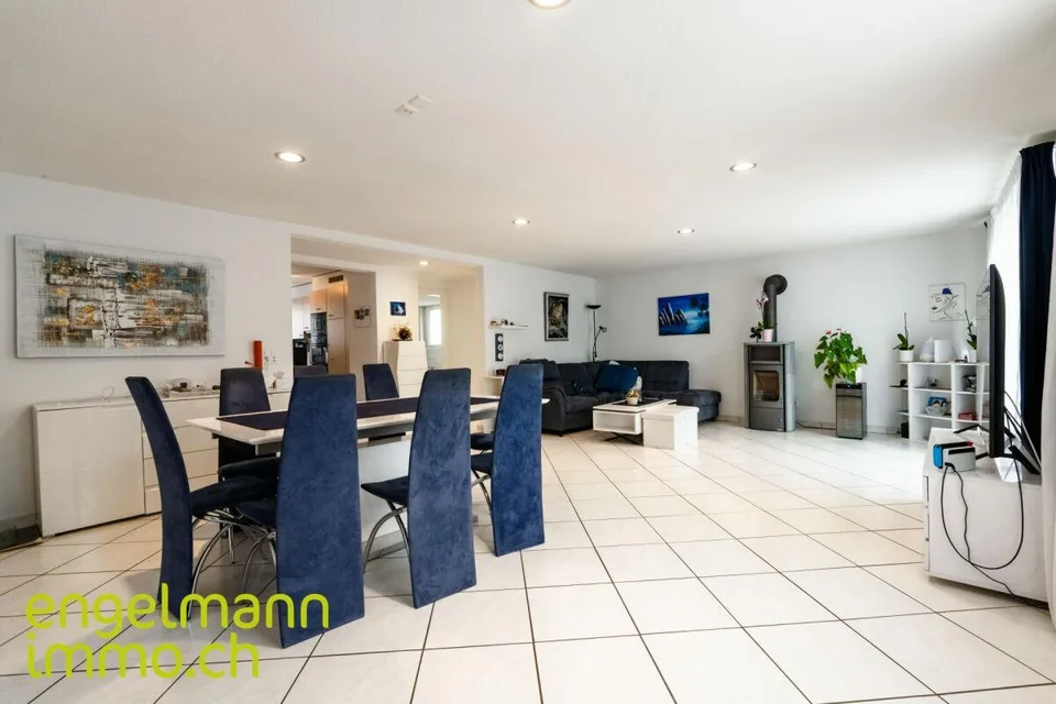 Immeuble de trois logements | Dreifamilienhaus – foto 2 di 13