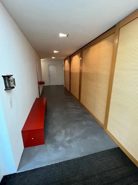 Wohnen mit Weitblick - 5.5-Zimmer-Einfamilienhaus mit Naturpool. – foto 13 di 17