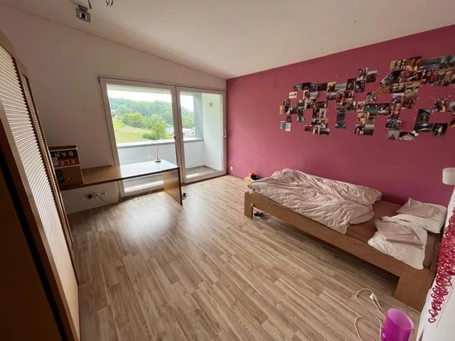 Wohnen mit Weitblick - 5.5-Zimmer-Einfamilienhaus mit Naturpool. – foto 10 di 17