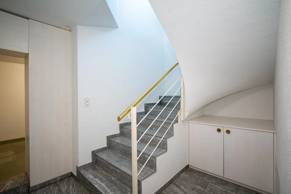 3½-Zimmer-Attikawohnung mit grosser Terrasse und toller Aussicht – Foto 15 von 20