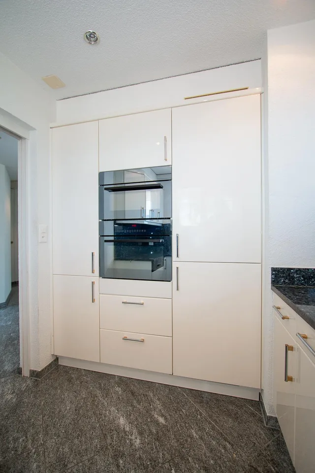 3½-Zimmer-Attikawohnung mit grosser Terrasse und toller Aussicht – Foto 7 von 20
