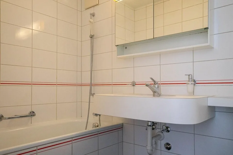 Geräumige 4.5 Zimmer-Wohnung an ruhiger Lage in Zollikofen – foto 8 di 10