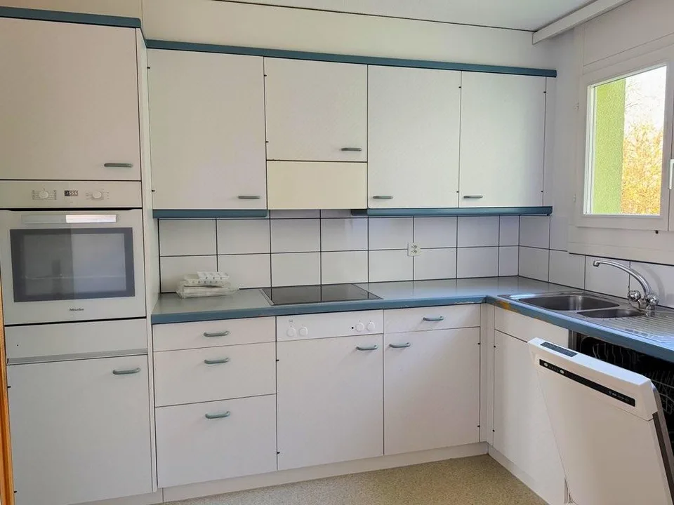 Geräumige 4.5 Zimmer-Wohnung an ruhiger Lage in Zollikofen – foto 2 di 10