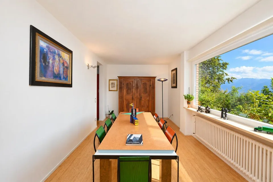 Villa d’Autore: vista golfo Lugano e Agno. Sito altamente energetico – photo 15 sur 30