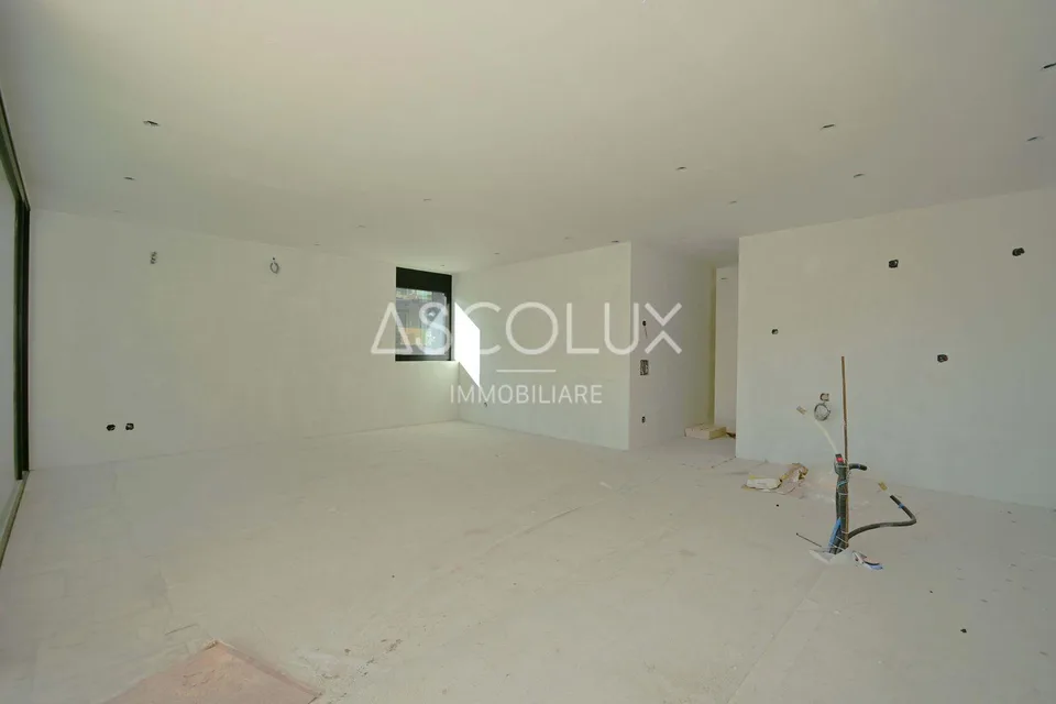 Appartamento 3,5 locali con grande terrazza coperta e 2 posti auto inclusi – foto 10 di 28