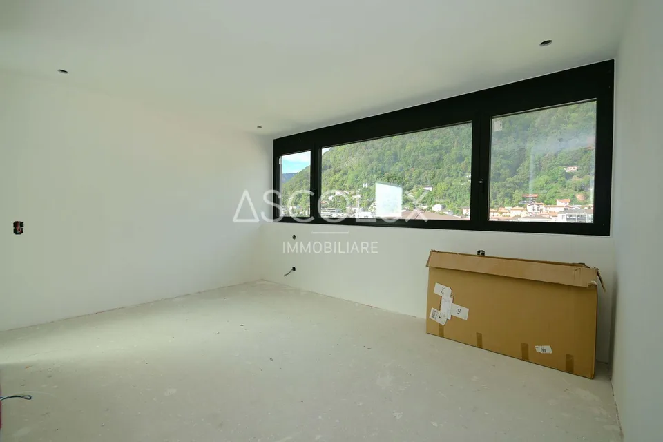 Exklusive Attikawohnung mit grosser gedeckter Terrasse – 3 Parkplätze inklusive – Foto 11 von 28