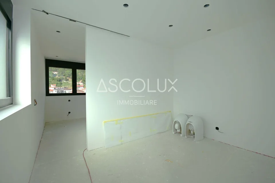 Exklusive Attikawohnung mit grosser gedeckter Terrasse – 3 Parkplätze inklusive – Foto 12 von 28