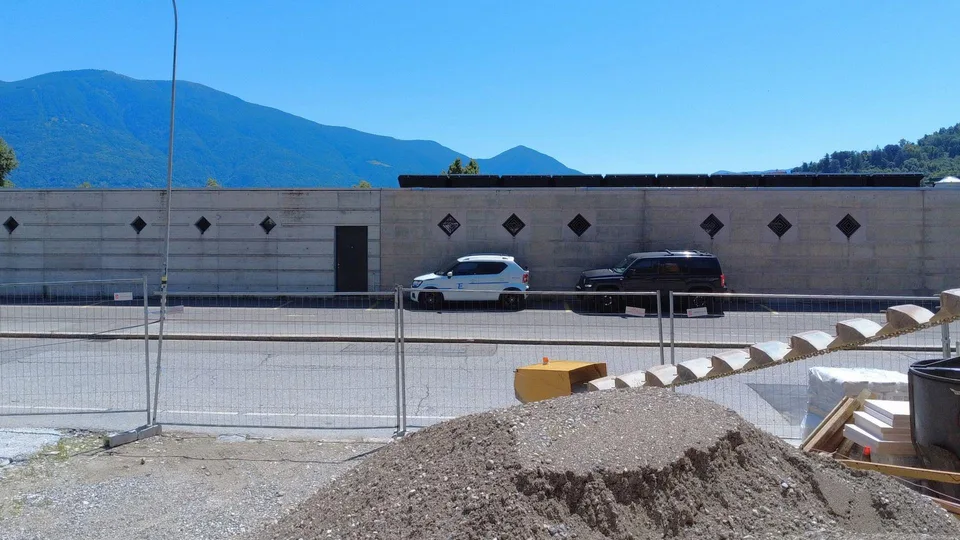 Appartamento 4,5 locali con giardino privato e 3 posti auto inclusi – foto 13 di 14