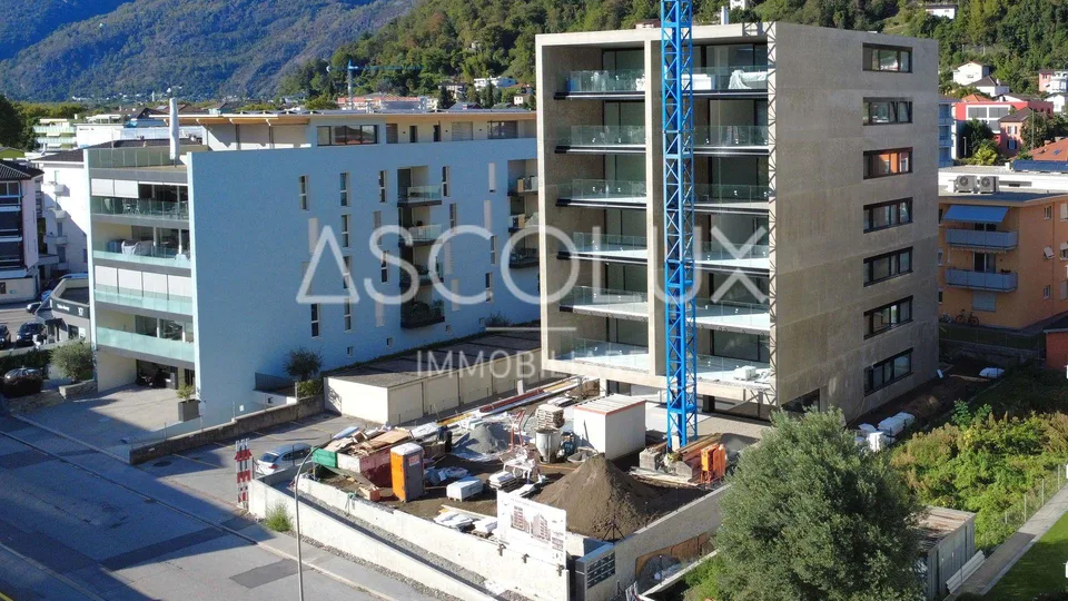 Appartamento 4,5 locali con giardino privato e 3 posti auto inclusi – foto 2 di 14