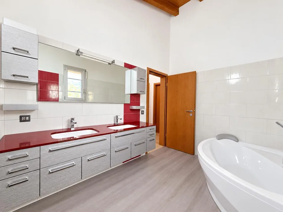 DAVESCO SORAGNO - IL PIACERE DI VIVERE IN UNA CASA INDIPENDENTE, TR... – foto 8 di 20