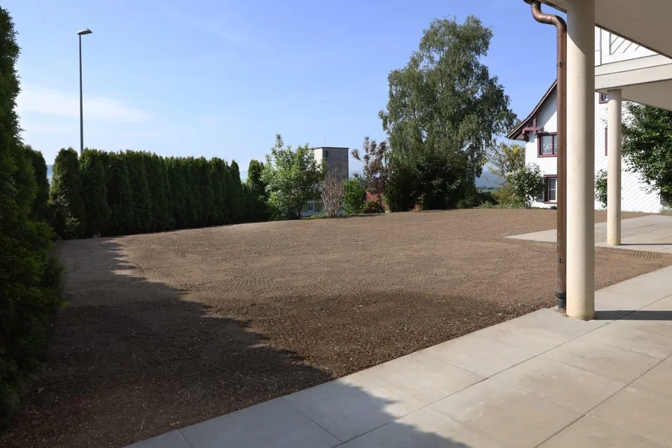 Grosszügiges Zweifamilienhaus mit 366 m² Wohnfläche und Alpenpanorama – Foto 4 von 15