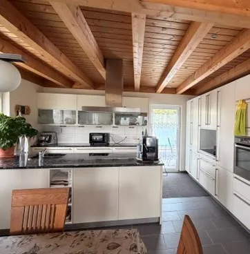 Grosszügiges Zweifamilienhaus mit 366 m² Wohnfläche und Alpenpanorama – Foto 9 von 15