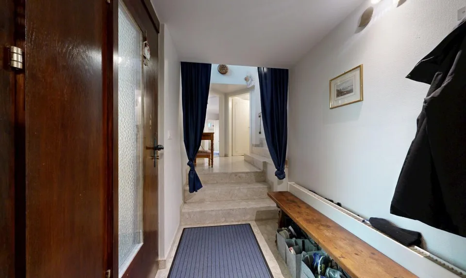 6.5 Zimmer Einfamilienhaus in La Chaux-de-Fonds – Foto 4 von 11