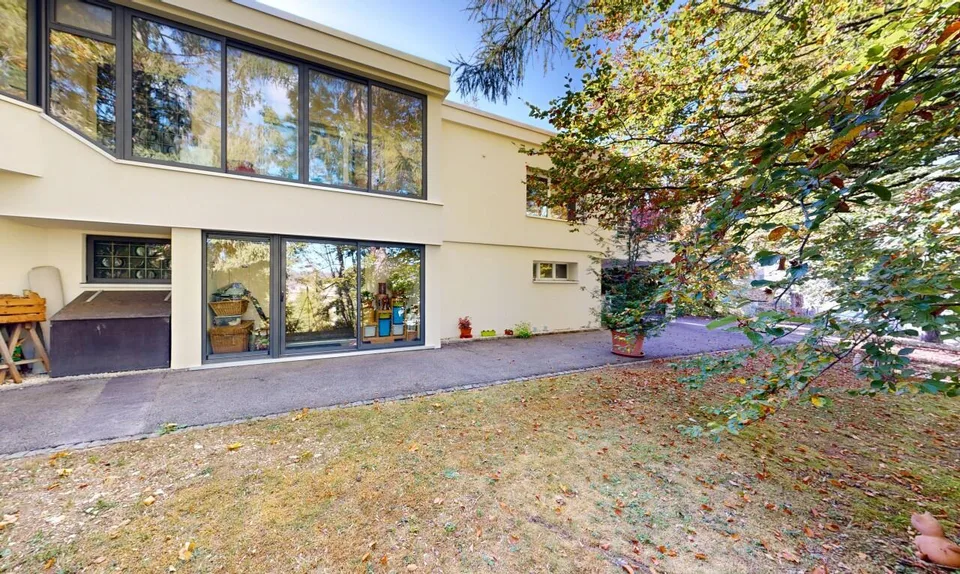 6.5 Zimmer Einfamilienhaus in La Chaux-de-Fonds – Foto 2 von 11
