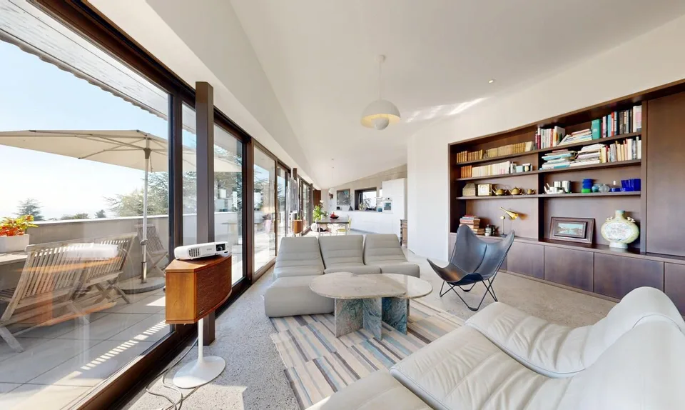 Magnifique appartement en attique au calme absolu à Chailly – Foto 4 von 11