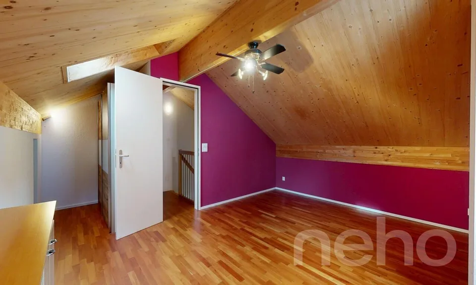 Maison mitoyenne spacieuse avec jardin – photo 10 sur 11