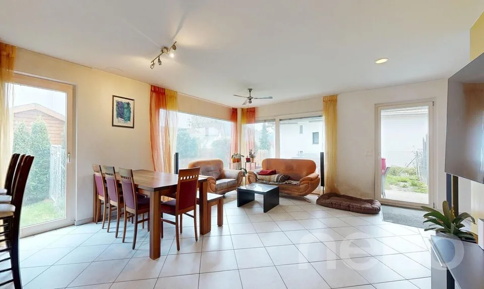 Maison mitoyenne spacieuse avec jardin – photo 7 sur 11