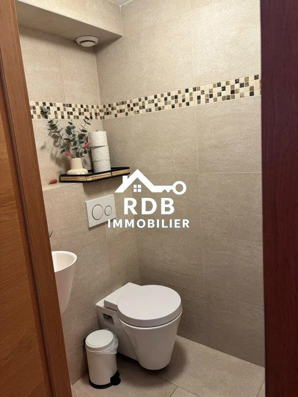 Appartement de 4 pièces au 2ème étage situé à Genève 1205 – photo 5 sur 6