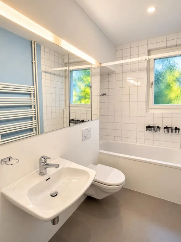Charmante 3.5-Zimmerwohnung mit Balkon und Gartennutzung in Thun – Foto 4 von 9