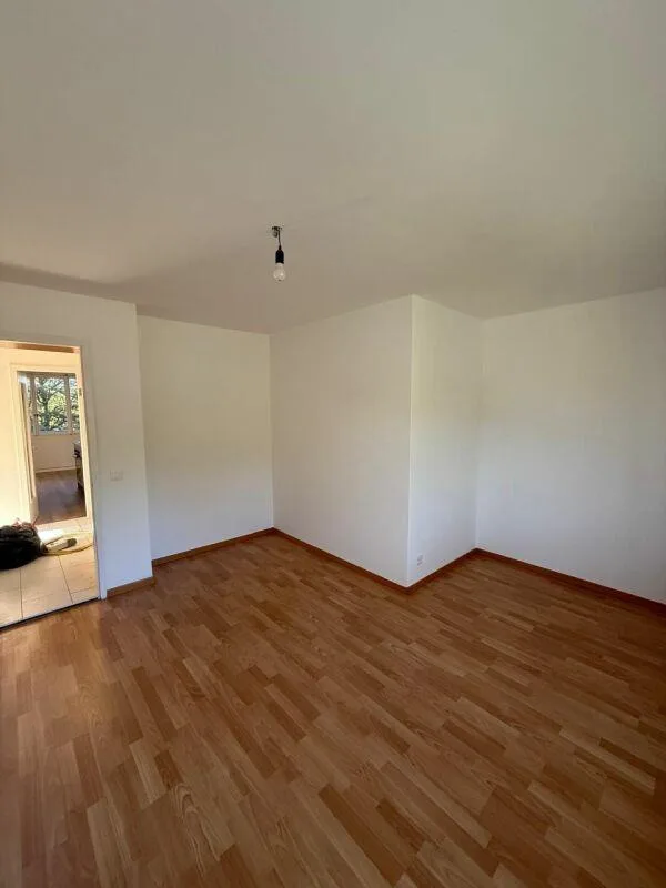 Appartamento luminoso 4.5 locali a Worblaufen – foto 4 di 7
