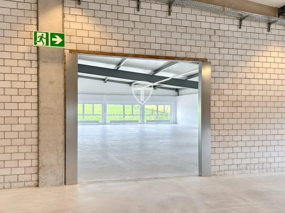 Top Gewerbestandort Oberrüti - 3'400 m² Lagerfläche mit optimaler L... – Foto 11 von 13