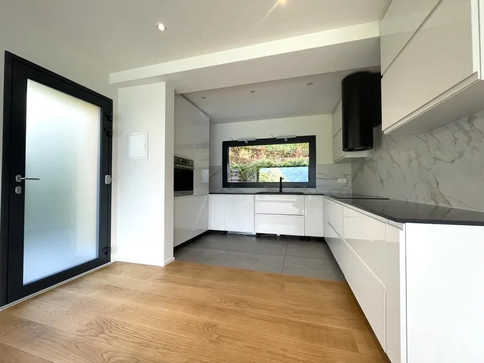 Appartement de 3,5 pièces avec vue panoramique merveilleuse – photo 3 sur 13