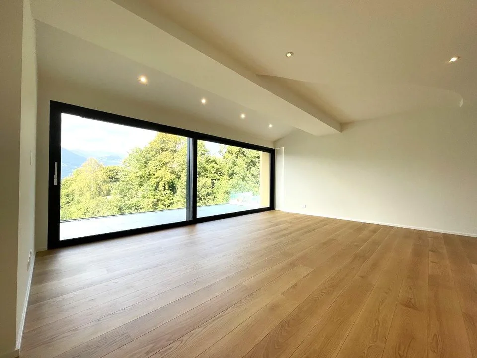 Appartement de 3,5 pièces avec vue panoramique merveilleuse – photo 2 sur 13