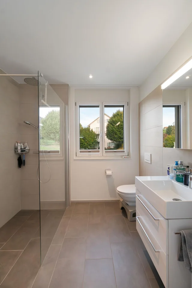 Grosszügige Wohnung im Eigentumsstandard an ruhiger Lage – photo 11 of 14