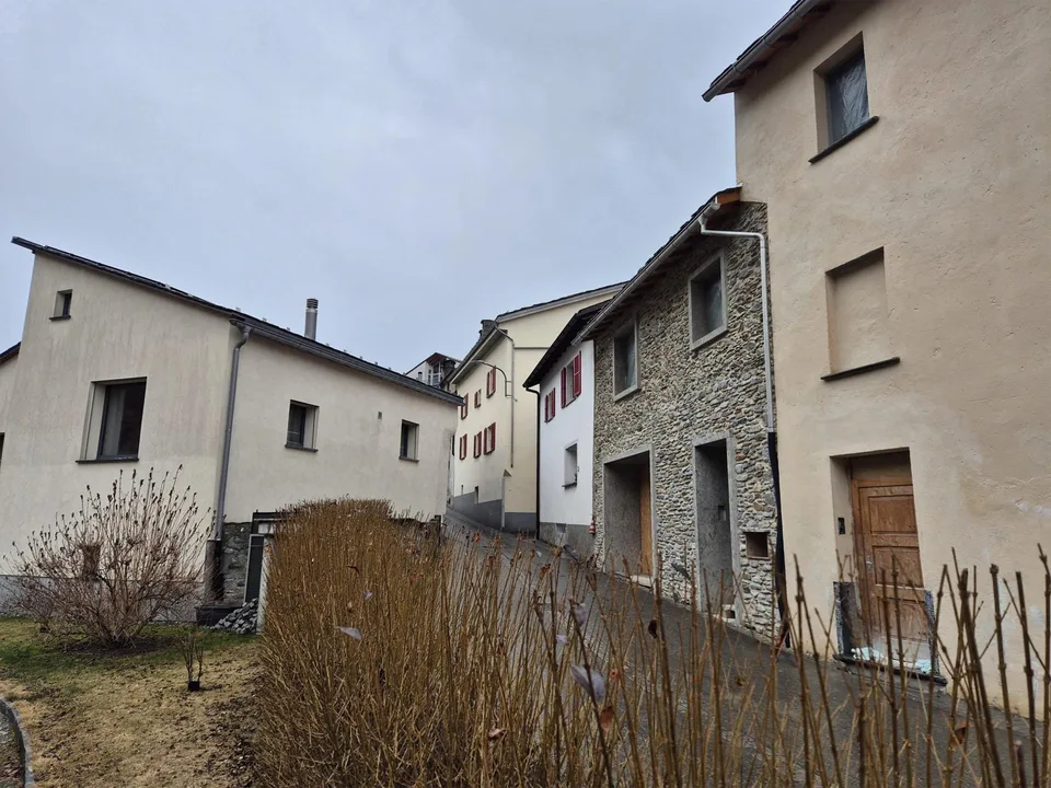Schöne Einfamilienhaus in POSCHIAVO (San Carlo) – photo 2 of 18